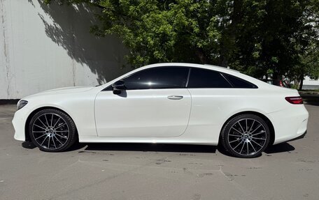 Mercedes-Benz E-Класс, 2017 год, 3 270 000 рублей, 4 фотография