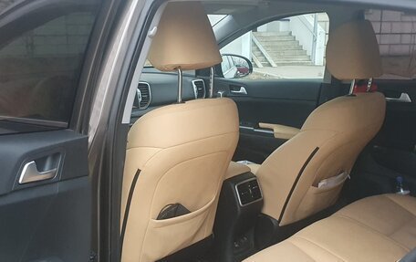 KIA Sportage IV рестайлинг, 2017 год, 2 200 000 рублей, 8 фотография
