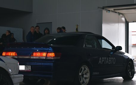 Toyota Mark II VIII (X100), 2000 год, 1 800 000 рублей, 10 фотография