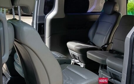 Hyundai Grand Starex Grand Starex I рестайлинг 2, 2017 год, 2 751 000 рублей, 16 фотография