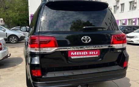 Toyota Land Cruiser 200, 2020 год, 8 750 000 рублей, 4 фотография