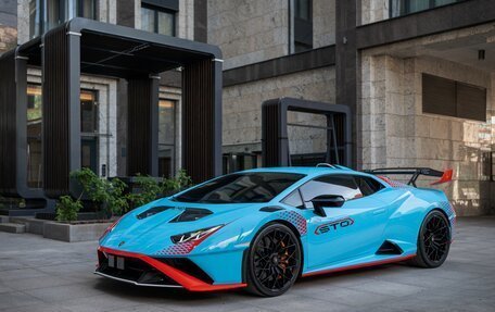 Lamborghini Huracán, 2022 год, 33 900 000 рублей, 2 фотография