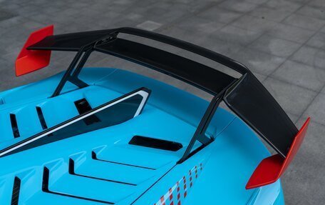 Lamborghini Huracán, 2022 год, 33 900 000 рублей, 5 фотография