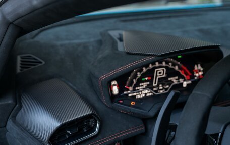 Lamborghini Huracán, 2022 год, 33 900 000 рублей, 13 фотография