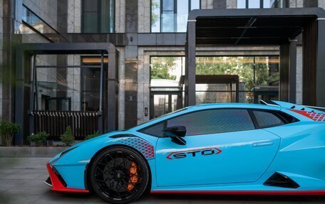 Lamborghini Huracán, 2022 год, 33 900 000 рублей, 9 фотография