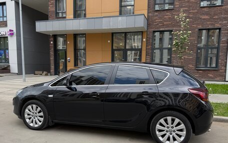 Opel Astra J, 2010 год, 700 000 рублей, 6 фотография