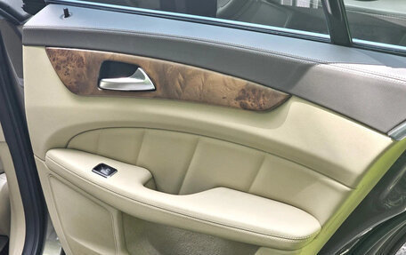 Mercedes-Benz CLS, 2012 год, 2 950 000 рублей, 14 фотография