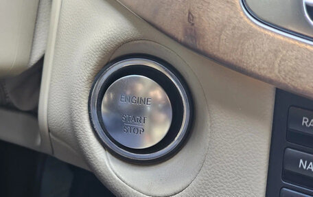 Mercedes-Benz CLS, 2012 год, 2 950 000 рублей, 27 фотография