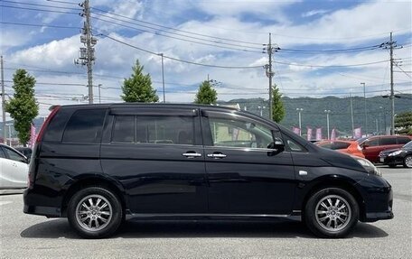 Toyota ISis I, 2017 год, 1 250 000 рублей, 4 фотография