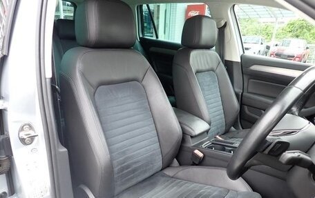 Volkswagen Passat B8 рестайлинг, 2017 год, 1 400 000 рублей, 13 фотография