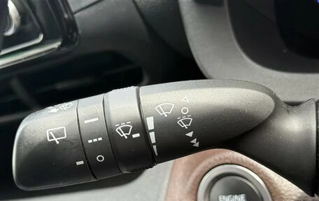 Toyota Yaris Cross, 2022 год, 1 550 000 рублей, 20 фотография