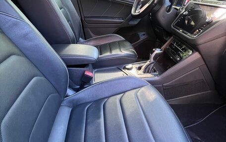 Volkswagen Tiguan II, 2021 год, 3 450 000 рублей, 4 фотография