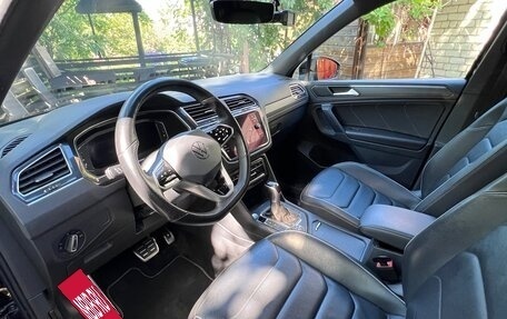 Volkswagen Tiguan II, 2021 год, 3 450 000 рублей, 11 фотография