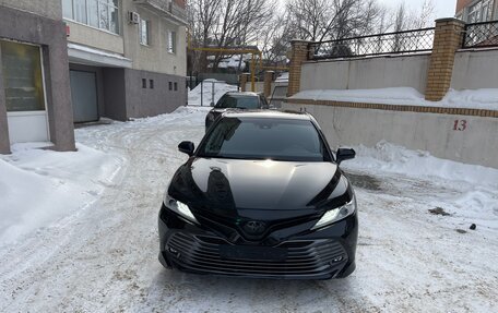 Toyota Camry, 2019 год, 2 950 000 рублей, 2 фотография