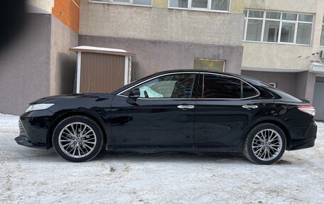 Toyota Camry, 2019 год, 2 950 000 рублей, 8 фотография