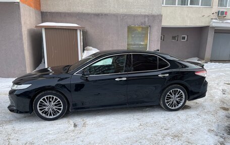 Toyota Camry, 2019 год, 2 950 000 рублей, 7 фотография