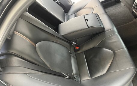 Toyota Camry, 2019 год, 2 950 000 рублей, 16 фотография