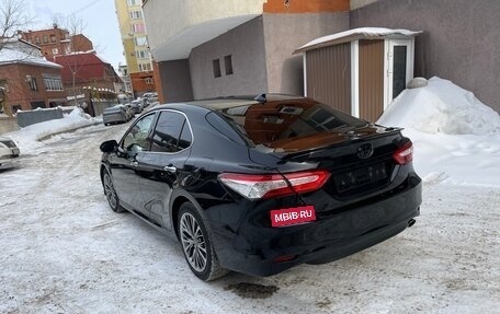 Toyota Camry, 2019 год, 2 950 000 рублей, 11 фотография
