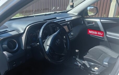Toyota RAV4, 2013 год, 1 700 000 рублей, 9 фотография