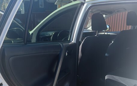 Toyota RAV4, 2013 год, 1 700 000 рублей, 10 фотография