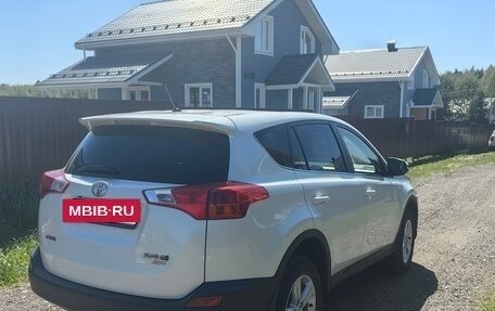 Toyota RAV4, 2013 год, 1 700 000 рублей, 3 фотография