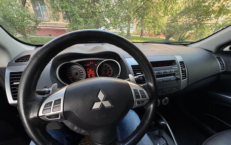 Mitsubishi Outlander III рестайлинг 3, 2008 год, 1 050 000 рублей, 5 фотография