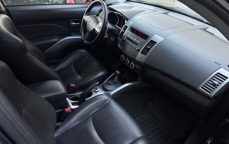 Mitsubishi Outlander III рестайлинг 3, 2008 год, 1 050 000 рублей, 8 фотография