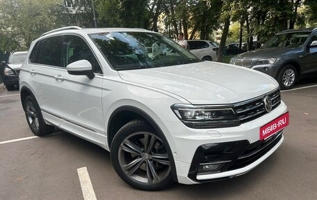 Volkswagen Tiguan II, 2018 год, 3 600 000 рублей, 6 фотография
