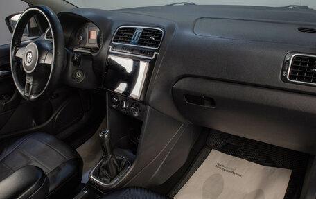 Volkswagen Polo VI (EU Market), 2011 год, 679 000 рублей, 15 фотография