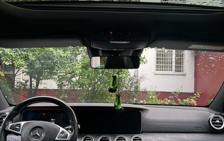 Mercedes-Benz E-Класс, 2016 год, 2 750 000 рублей, 4 фотография