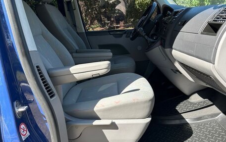 Volkswagen Transporter T5 рестайлинг, 2006 год, 1 590 000 рублей, 8 фотография