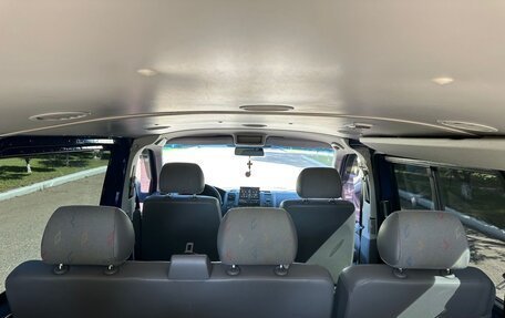 Volkswagen Transporter T5 рестайлинг, 2006 год, 1 590 000 рублей, 12 фотография