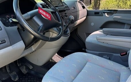 Volkswagen Transporter T5 рестайлинг, 2006 год, 1 590 000 рублей, 5 фотография