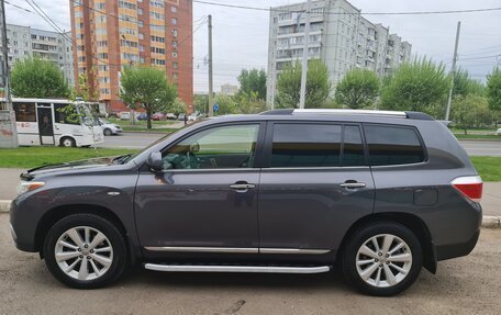 Toyota Highlander III, 2012 год, 2 390 000 рублей, 14 фотография