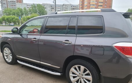 Toyota Highlander III, 2012 год, 2 390 000 рублей, 15 фотография