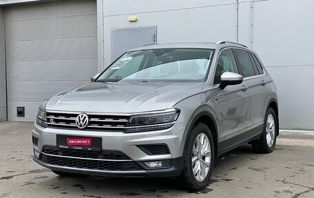 Volkswagen Tiguan II, 2018 год, 2 590 000 рублей, 1 фотография