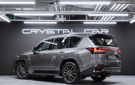 Lexus LX, 2023 год, 17 000 000 рублей, 3 фотография