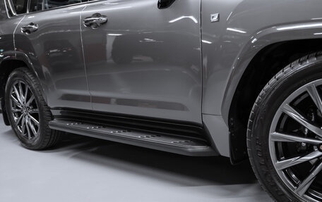 Lexus LX, 2023 год, 17 000 000 рублей, 9 фотография
