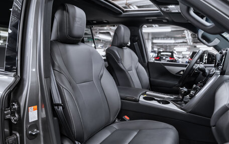 Lexus LX, 2023 год, 17 000 000 рублей, 21 фотография
