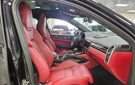 Porsche Cayenne III, 2021 год, 12 999 000 рублей, 13 фотография
