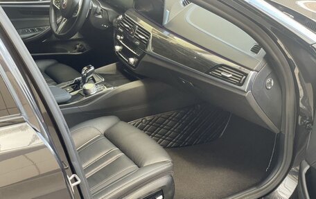 BMW 5 серия, 2019 год, 4 500 000 рублей, 8 фотография