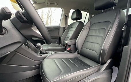 Volkswagen Tiguan II, 2021 год, 2 950 000 рублей, 10 фотография