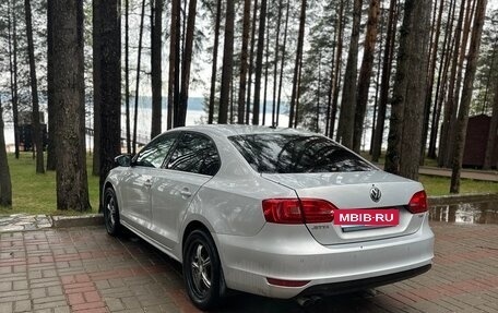Volkswagen Jetta VI, 2012 год, 720 000 рублей, 8 фотография
