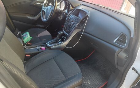Opel Astra J, 2011 год, 540 000 рублей, 9 фотография
