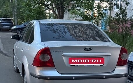 Ford Focus II рестайлинг, 2005 год, 420 000 рублей, 4 фотография
