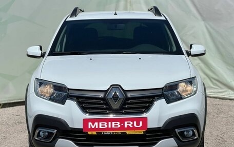 Renault Sandero II рестайлинг, 2020 год, 1 250 000 рублей, 2 фотография