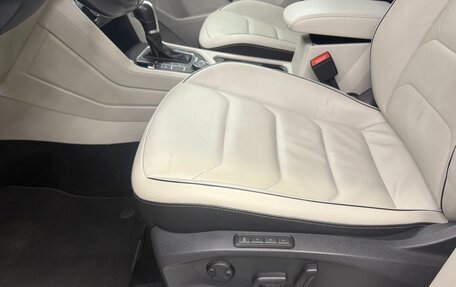 Volkswagen Tiguan II, 2018 год, 2 500 000 рублей, 9 фотография