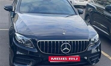Mercedes-Benz E-Класс, 2018 год, 5 000 000 рублей, 9 фотография