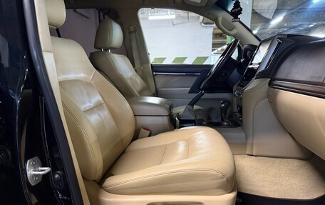 Toyota Land Cruiser 200, 2015 год, 5 400 000 рублей, 5 фотография