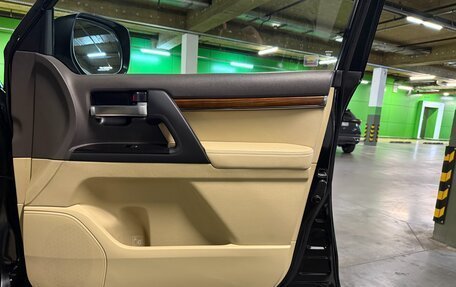 Toyota Land Cruiser 200, 2015 год, 5 400 000 рублей, 4 фотография